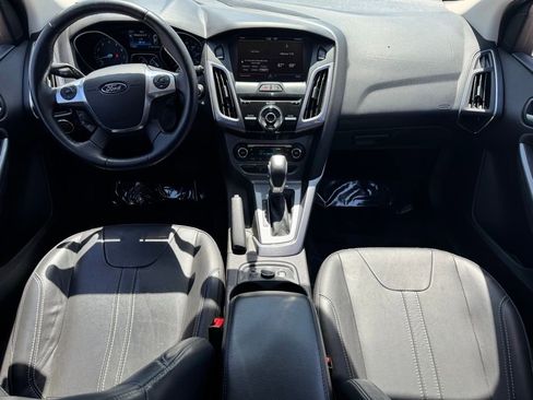 Used 2014 Ford Focus Titanium FWD image 10