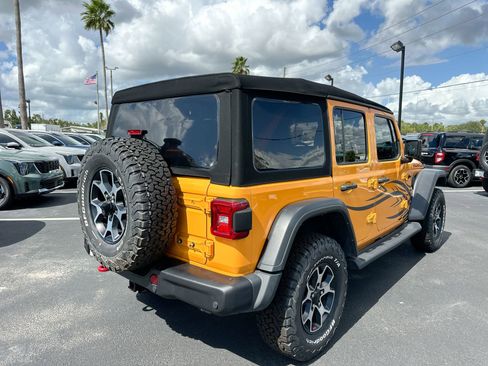 Used 2021 Jeep Wrangler Unlimited Rubicon image 3