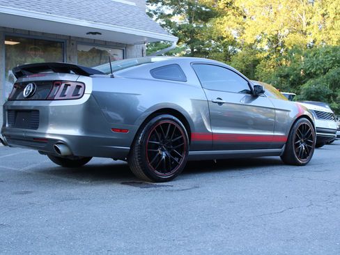 Used 2014 Ford Mustang Coupe RWD image 5