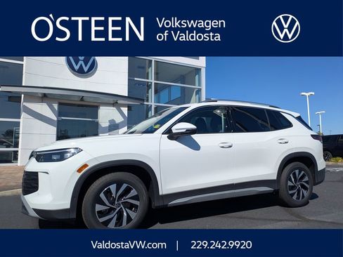 New 2026 Volkswagen Tiguan S FWD image 1
