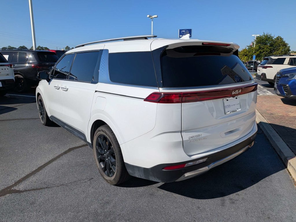 Used 2024 Kia Carnival SX FWD image 7