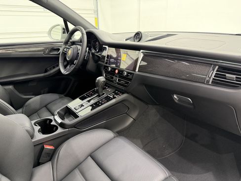 New 2026 Porsche Macan GTS AWD/4WD image 24