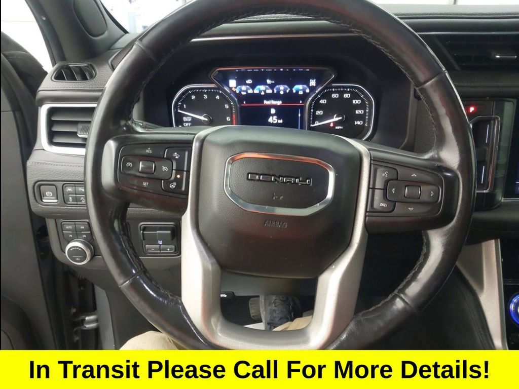 Used 2021 GMC Yukon Denali w/ Denali Premium Package AWD/4WD image 4