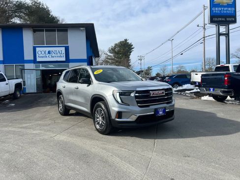 Certified 2025 GMC Acadia Elevation image 8