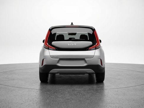 Used 2025 Kia Soul LX w/ LX Technology Package image 7