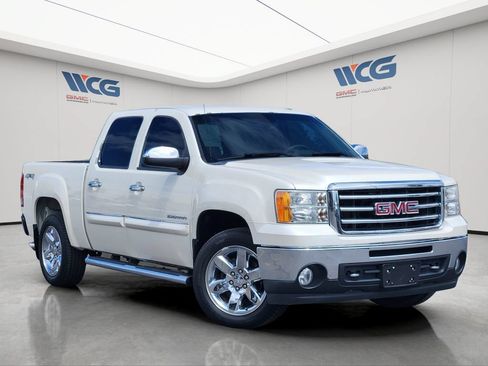 Used 2013 GMC Sierra 1500 SLT w/ SLT White Diamond Edition AWD/4WD image 2