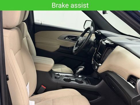 Certified 2022 Chevrolet Traverse LS AWD/4WD image 22