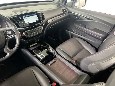 Used 2021 Honda Pilot Black Edition image 24