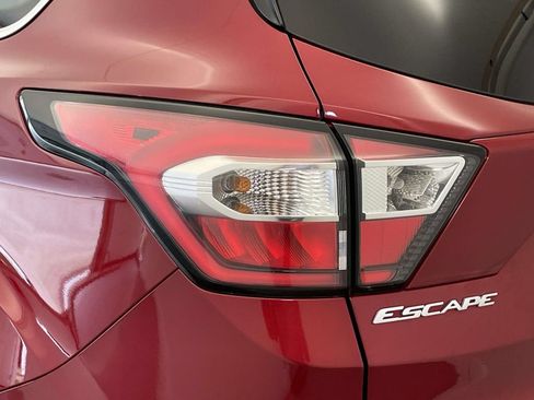 Used 2017 Ford Escape Titanium AWD/4WD image 16