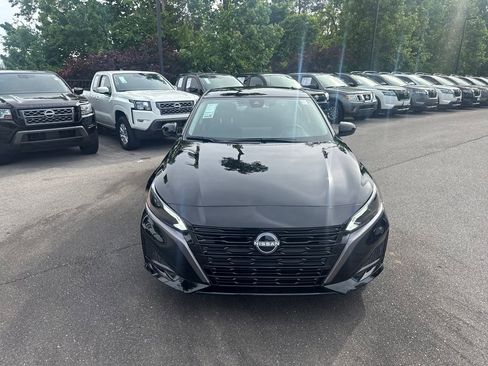 New 2026 Nissan Altima 2.5 SV w/ SV Special Edition Package FWD image 10