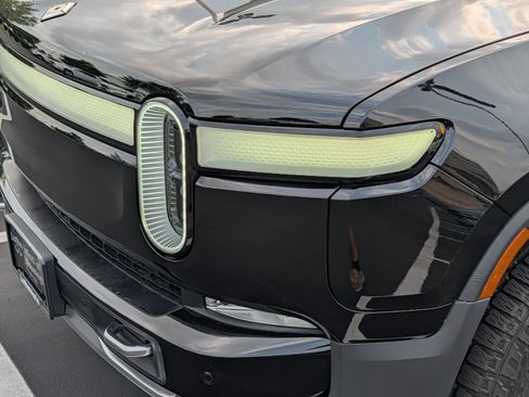 Used 2023 Rivian R1S Adventure Quad AWD/4WD image 16