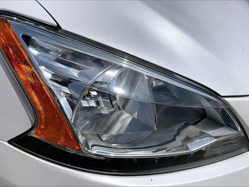 Used 2015 Nissan Sentra SR FWD image 26