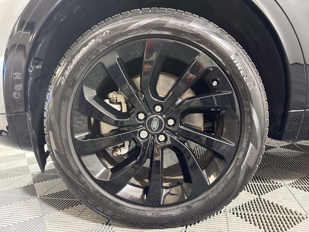 Used 2025 Land Rover Discovery Sport Dynamic SE AWD/4WD image 8
