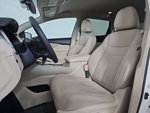 Used 2019 Nissan Murano SV AWD/4WD image 14