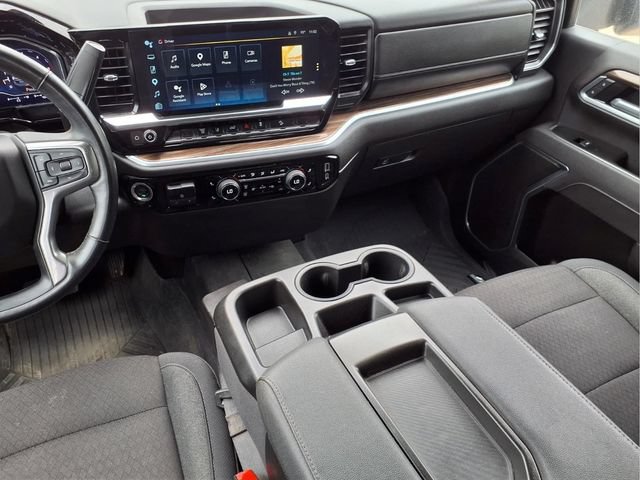 Used 2025 Chevrolet Silverado 2500 LT AWD/4WD image 34