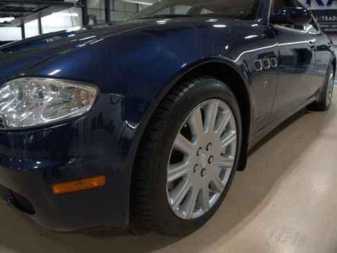 Used 2007 Maserati Quattroporte image 12