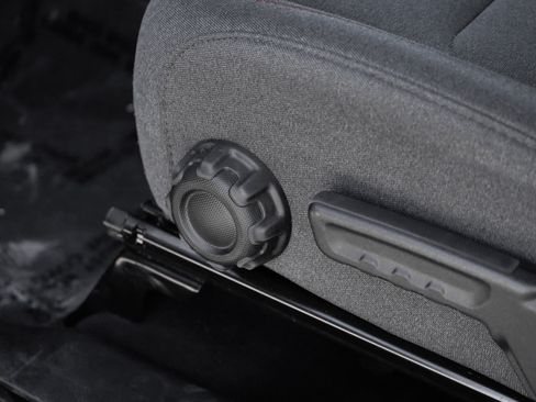 Used 2025 Jeep Wrangler Unlimited Rubicon AWD/4WD image 25
