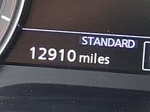 Used 2024 INFINITI QX50 Luxe image 12