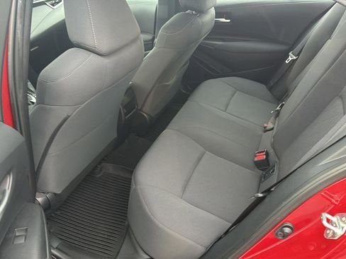 Used 2020 Toyota Corolla LE FWD image 11