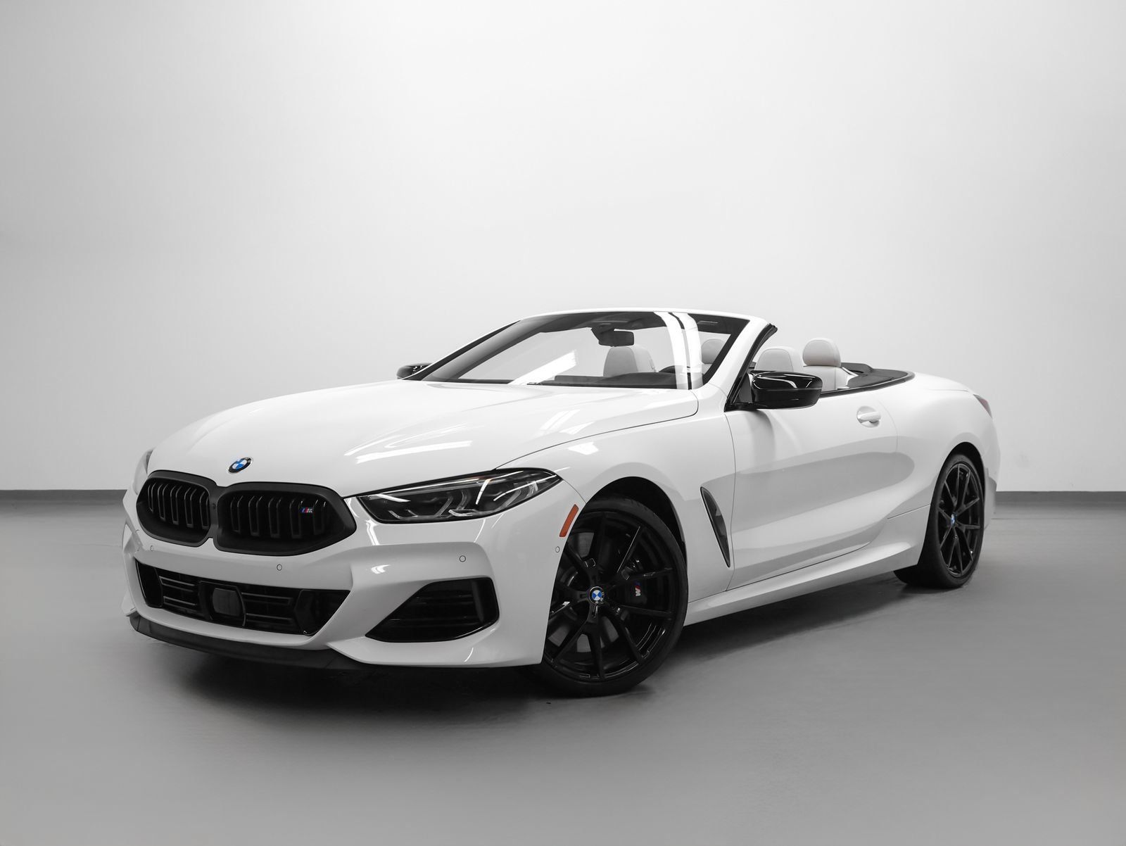 Used 2026 BMW M850i xDrive Convertible AWD/4WD image 1