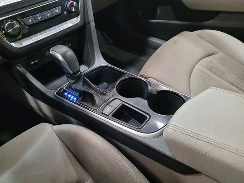 Used 2019 Hyundai Sonata SE FWD image 26