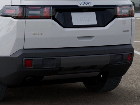 New 2026 Jeep Cherokee Overland image 13