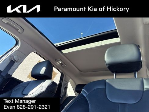Used 2023 Kia Sorento S w/ Panoramic Sunroof Package image 34