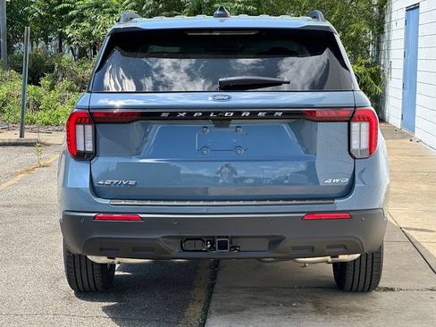 New 2026 Ford Explorer Active AWD/4WD image 5