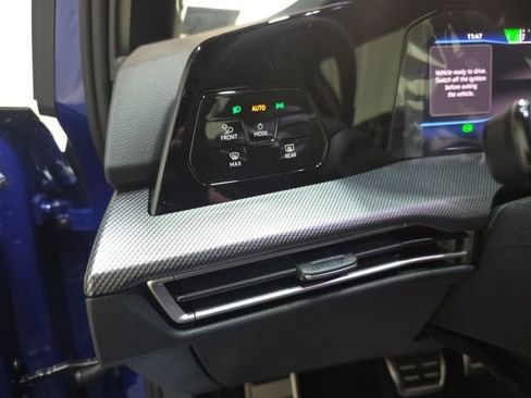 New 2026 Volkswagen Golf w/ Euro Style Package AWD/4WD image 18