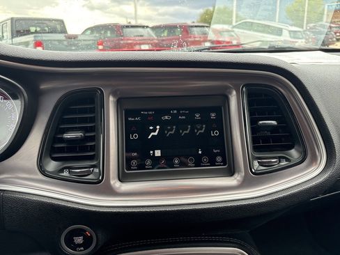 Certified 2022 Dodge Challenger GT image 32