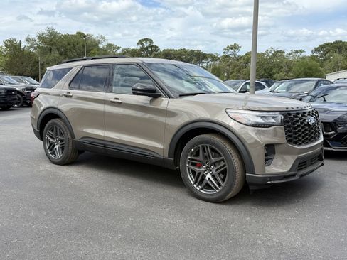 New 2026 Ford Explorer ST AWD/4WD image 2