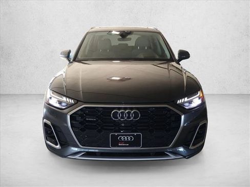 Used 2023 Audi Q5 2.0T Prestige w/ Prestige Package AWD/4WD image 2