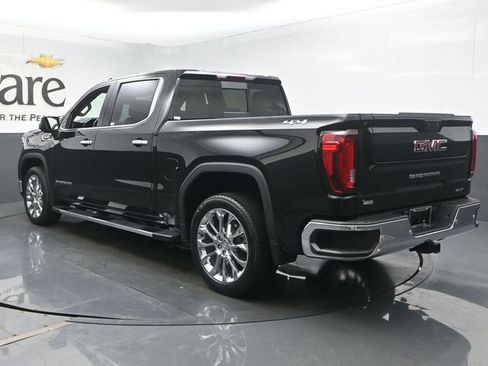 Used 2023 GMC Sierra 1500 SLT w/ SLT Premium Plus Package AWD/4WD image 34