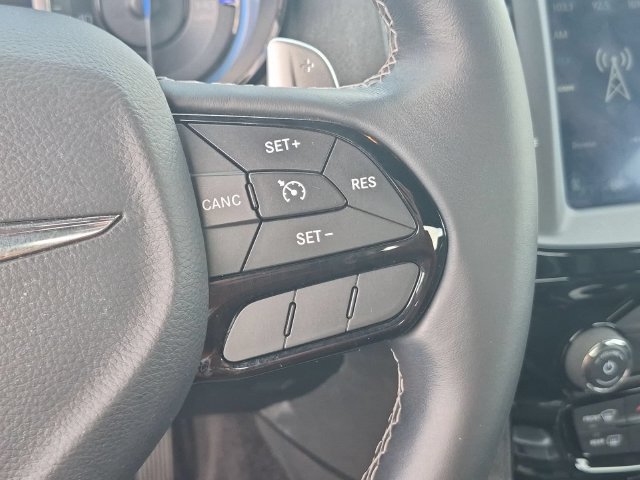 Used 2017 Chrysler 300 S AWD/4WD image 20