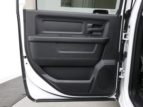 Used 2019 RAM 1500 Tradesman RWD image 24