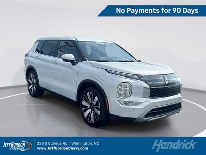 Used 2025 Mitsubishi Outlander SE