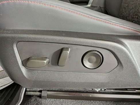 Certified 2024 Chevrolet Colorado Z71 w/ Z71 Convenience Package 2 image 20