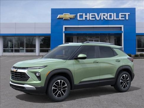 New 2026 Chevrolet TrailBlazer LT w/ Convenience Package FWD image 2