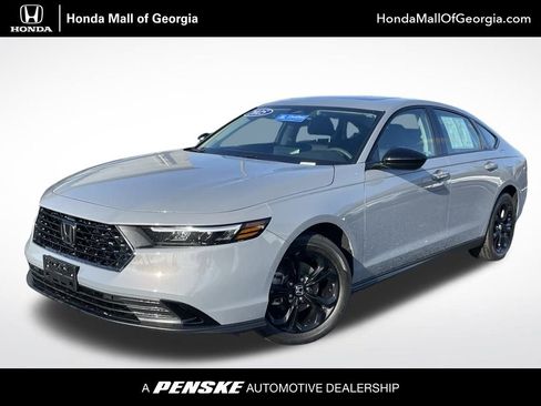 Used 2025 Honda Accord SE image 1