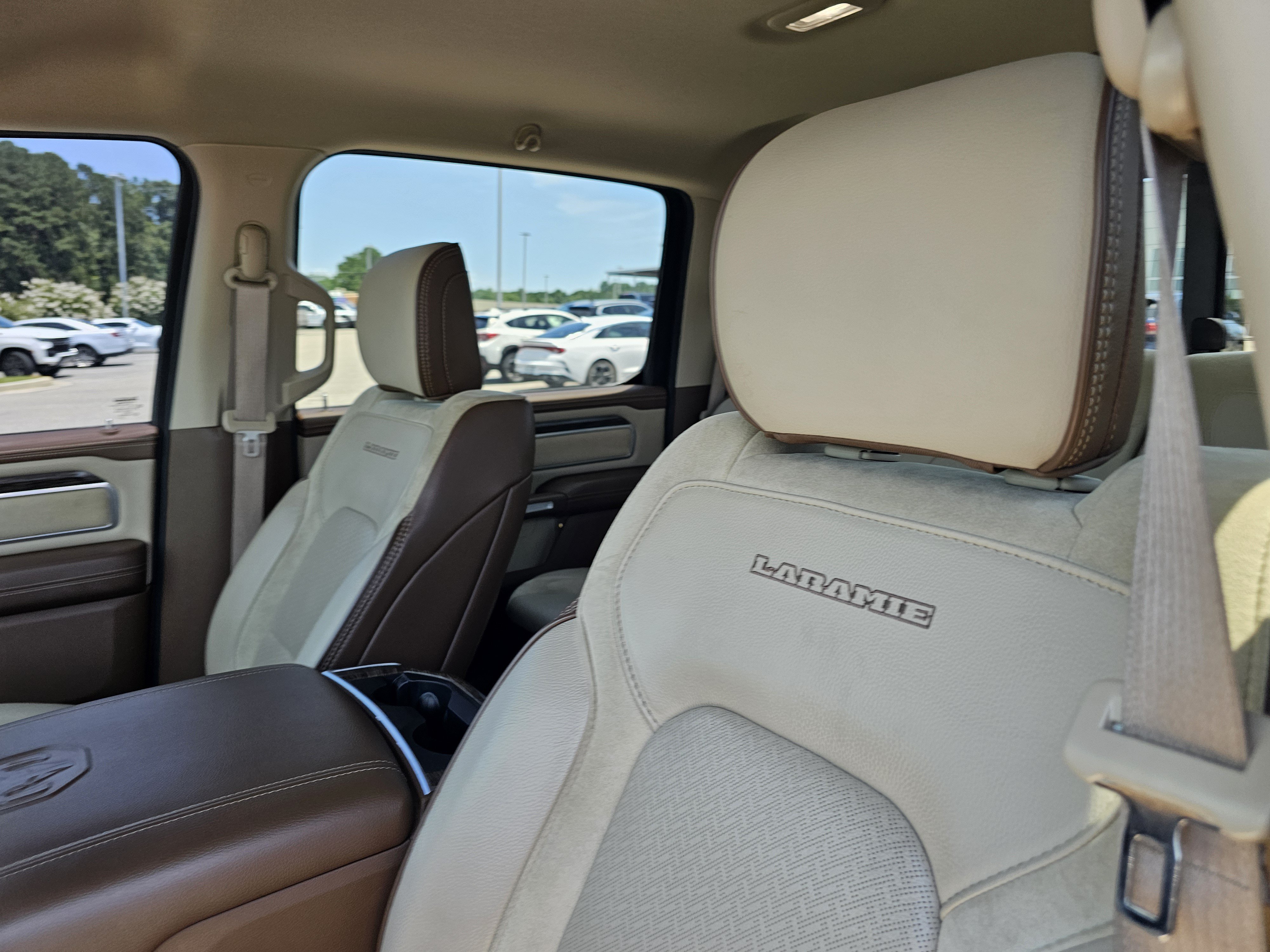 Used 2020 RAM 1500 Laramie w/ Protection Group AWD/4WD image 18