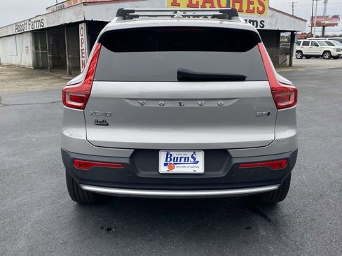 Used 2023 Volvo XC40 B5 Ultimate w/ Protection Package Premier image 4