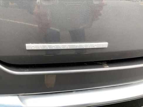 Used 2023 Jeep Wagoneer L 4WD image 9