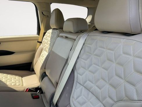 New 2026 Nissan Armada Platinum image 31