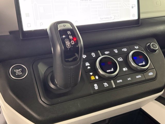 Certified 2025 Land Rover Defender 110 X-Dynamic SE AWD/4WD image 27