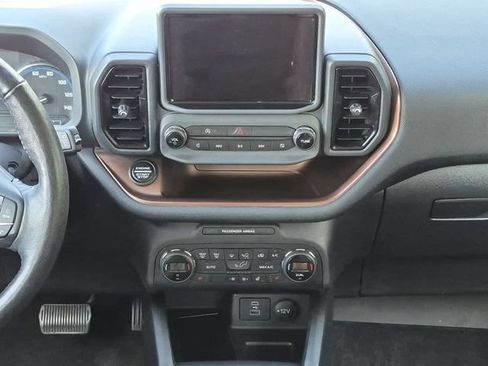 Used 2021 Ford Bronco Sport Outer Banks w/ Outer Banks Package AWD/4WD image 17