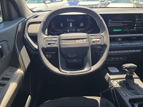 New 2027 Kia Seltos S FWD image 13