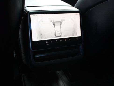 Used 2024 Tesla Model 3 Standard Range RWD image 24