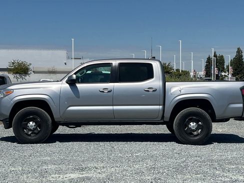 Used 2020 Toyota Tacoma SR w/ SR Convenience Package RWD image 6