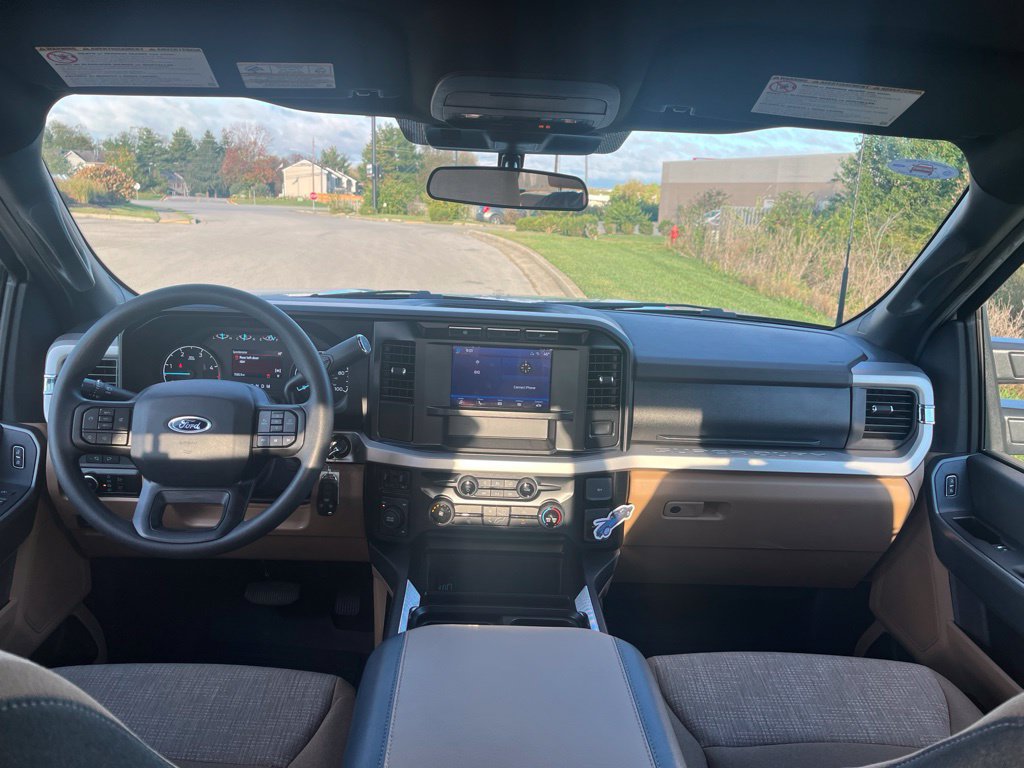 Used 2024 Ford F350 XLT AWD/4WD image 5