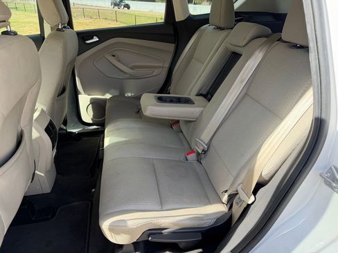 Used 2018 Ford Escape SE image 13